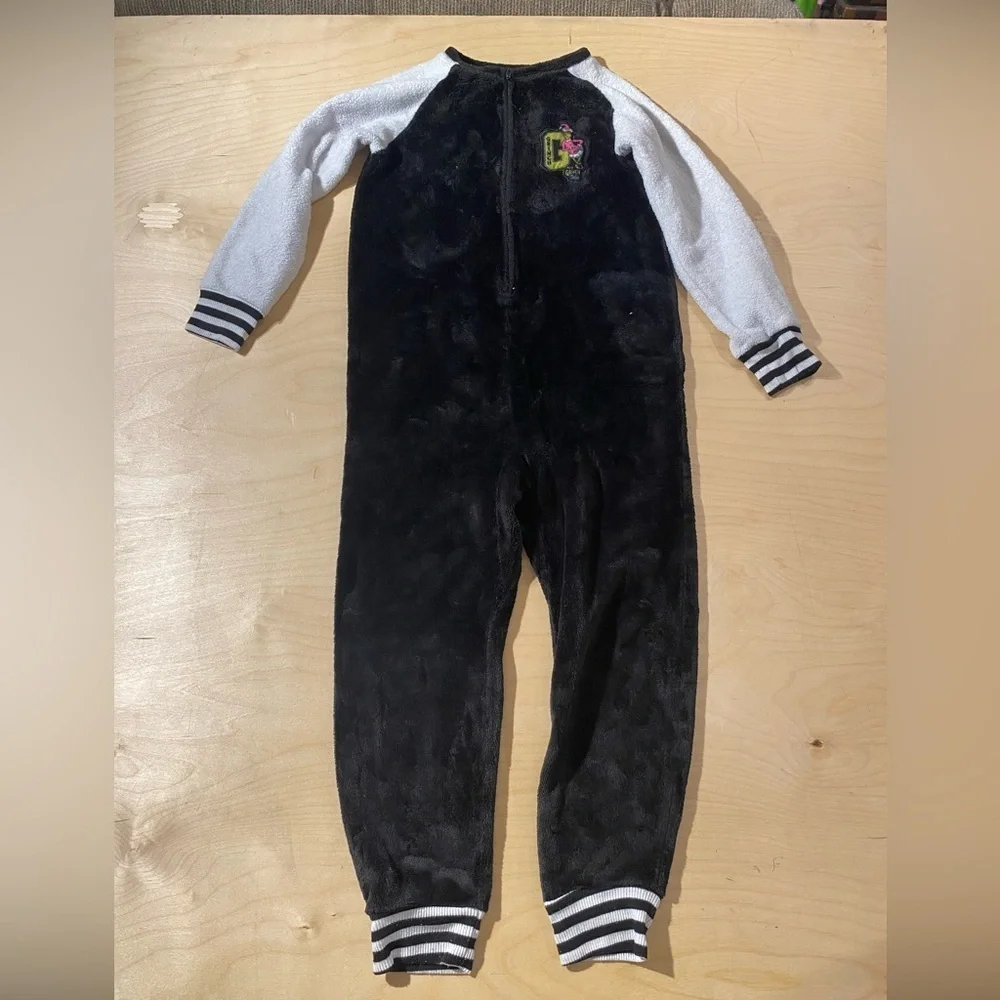 Justice Black and White Kids One Piece Small (7/8) (DP)